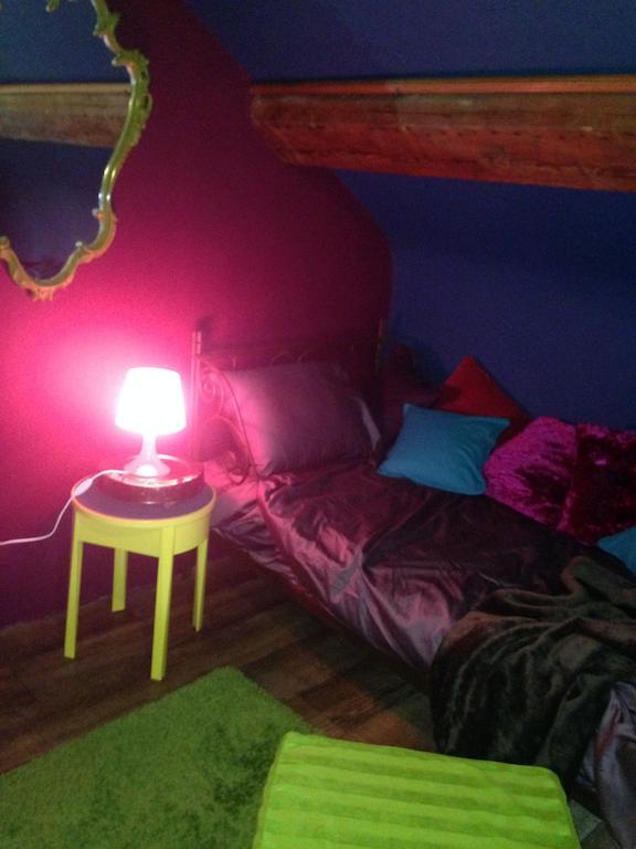 Des Gouts Et Des Couleurs Apartment Verviers Ruang foto